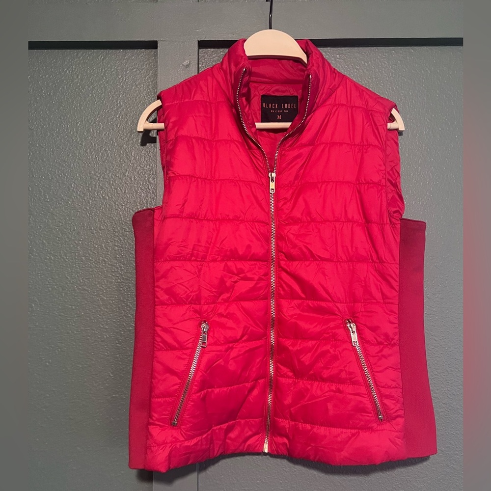 Women’s puffer vest